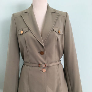 Zac & Rachel Green Pantsuit for a Chic Look